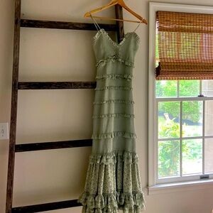 V Chapman narcisse dress sage green